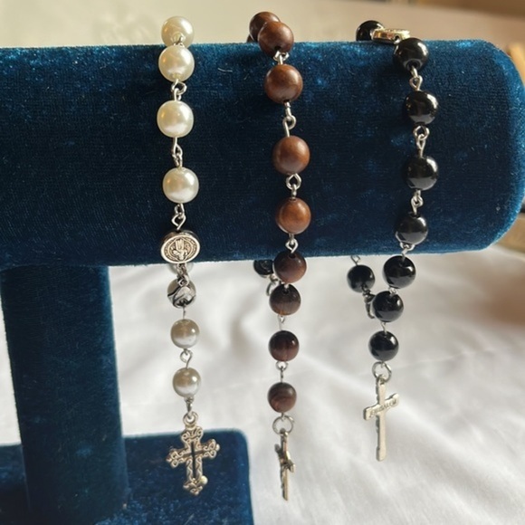 Set of 3 Beautifully Crafted Rosary Prayer Bracelets - Fits M/L‎ Wrist - Picture 1 of 6